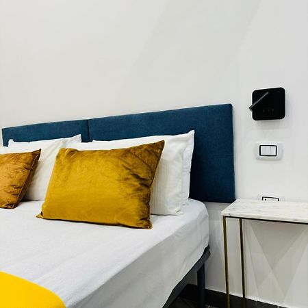 Art Suite San Liborio Neapel Exterior foto