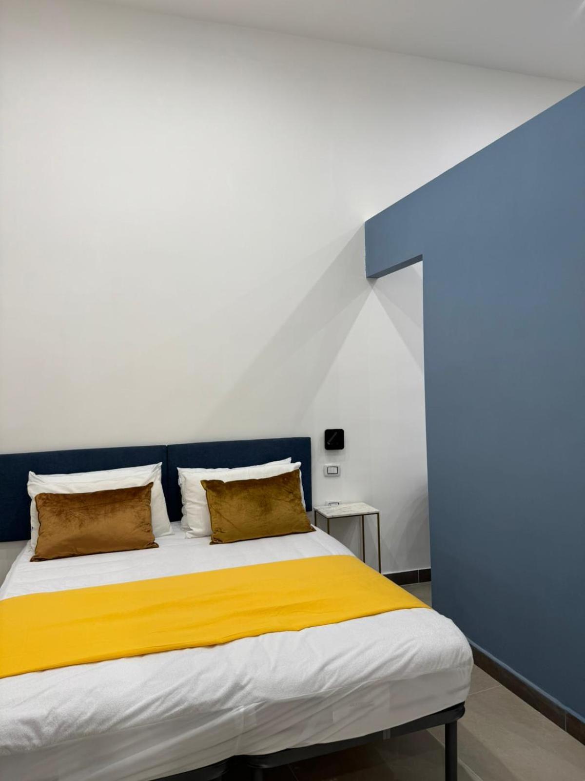 Art Suite San Liborio Neapel Exterior foto