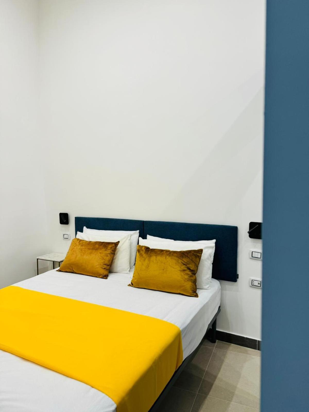 Art Suite San Liborio Neapel Exterior foto